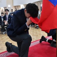 How To Take Better Concert Pictures in 30 Seconds